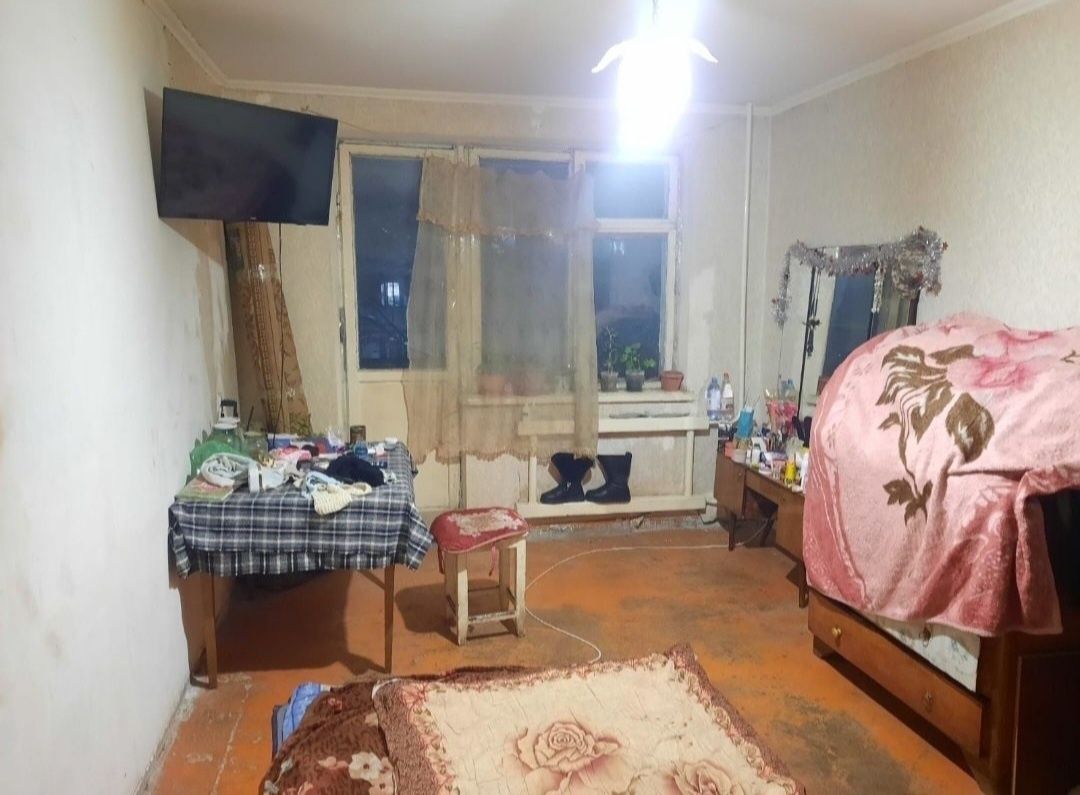 2-комн., 7 мкр., 4 этаж (напротив 8 мкр.)