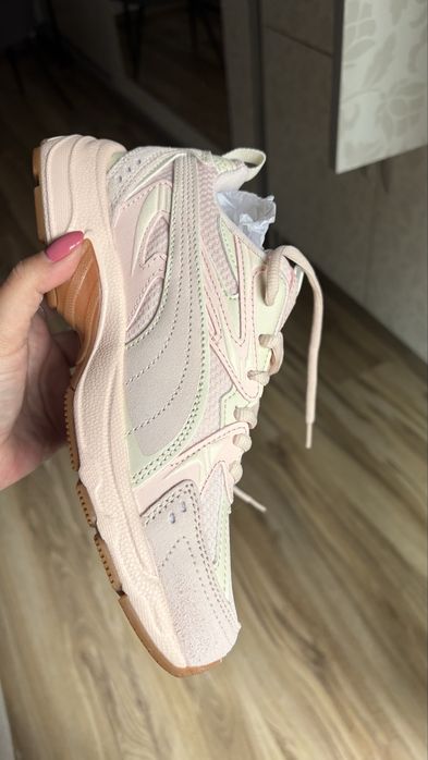 Adidasi noi Puma dama