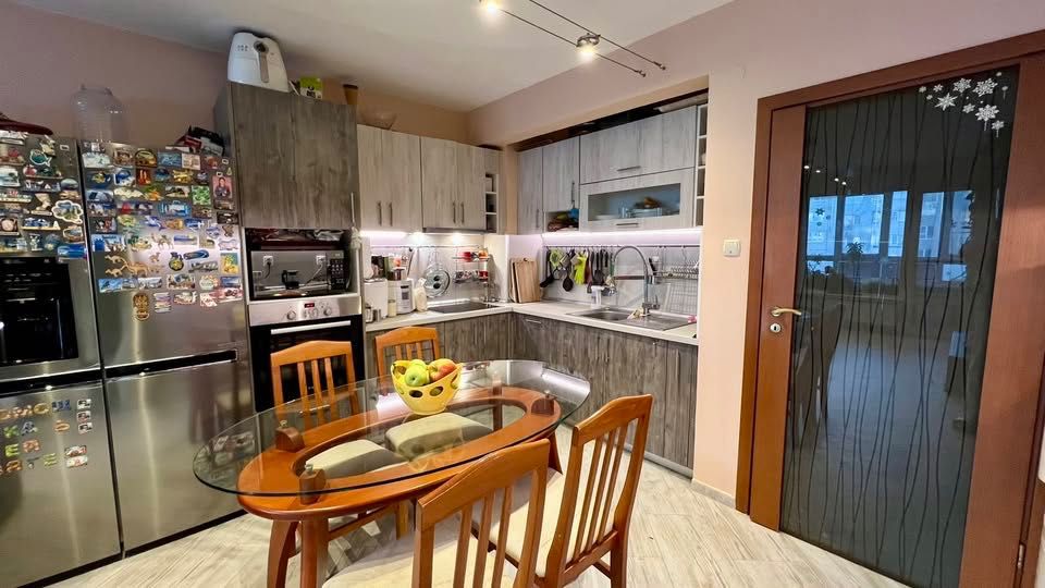 Продава се Четиристаен апартамент в София, Люлин 9 - 137 кв.м за 1752 €/кв.м - Снимка #4