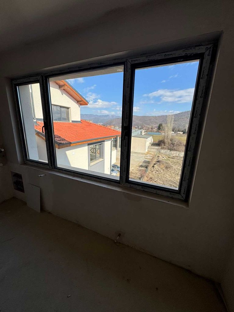 Дава се под наем Двустаен апартамент в Велинград - 58 кв.м за 58000 € - Снимка #2