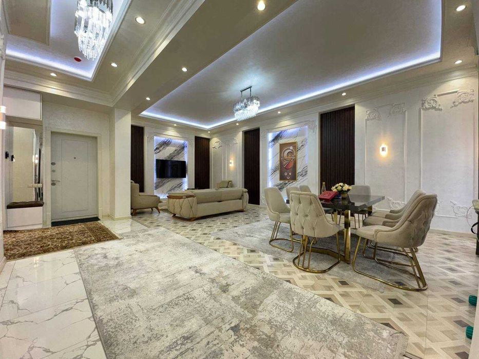 Жангох квартира новая 2х 75кв.м рядом метро Гафур Гулям