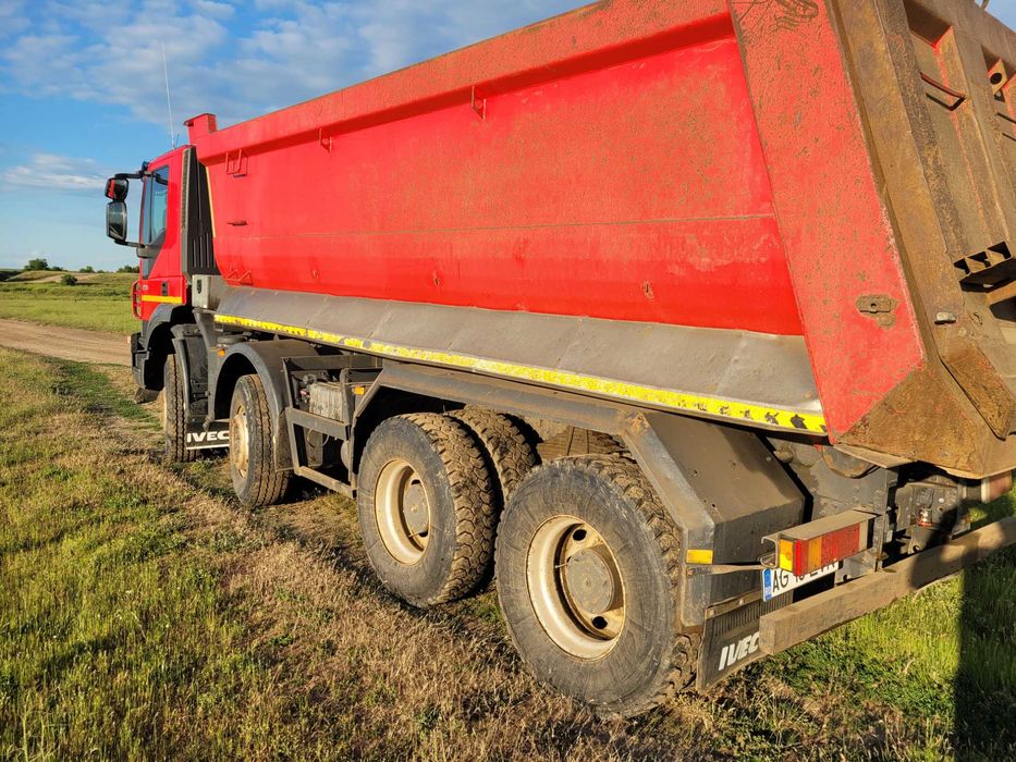 Iveco trakker 8x4 cursor 14 450