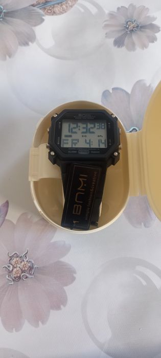Часы новый не исполь
