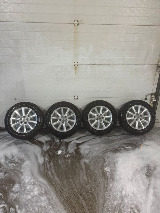 Продам комплект колес на 16