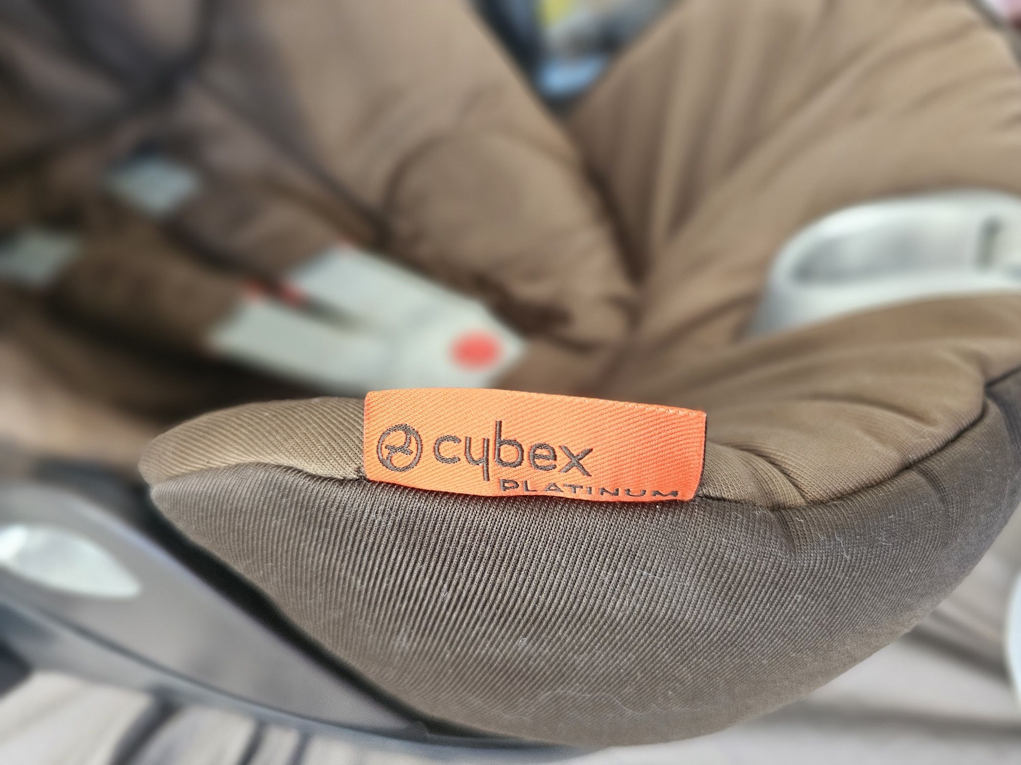 Бебешки кош за кола Cybex Cloud Q от новородено до 13 кг