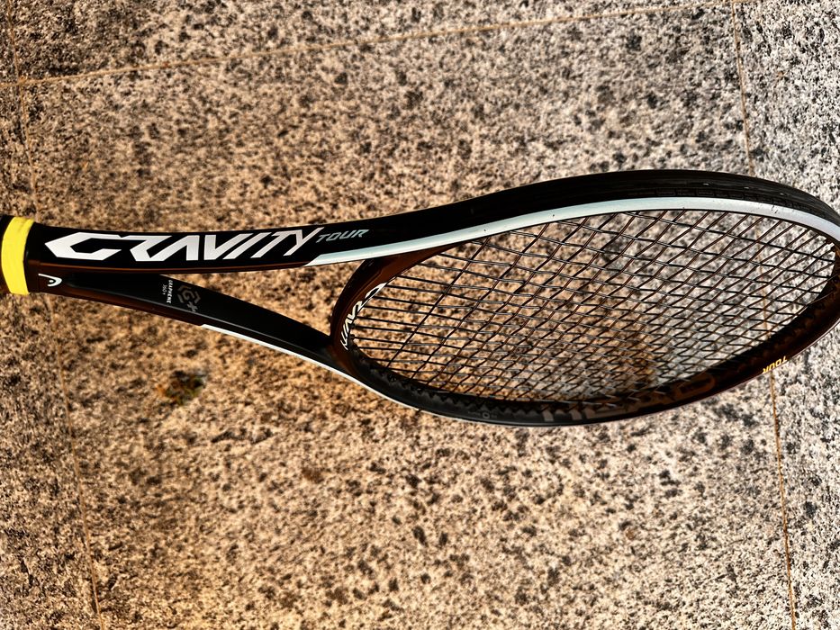 Vand 2 rachete tenis Wilson Ultra 100 si Head Tour Graphene 360