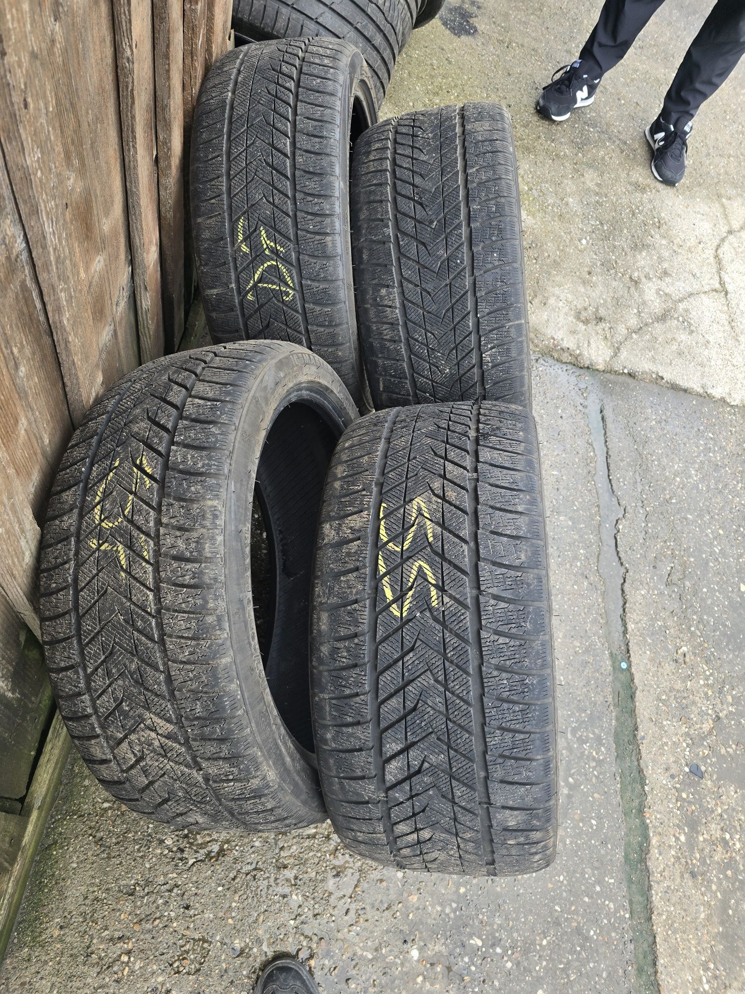 245/40R20 275/35 R20 M S iarna set 4 bucati