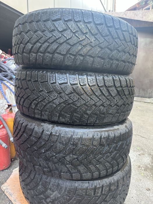 Продам шины зимние