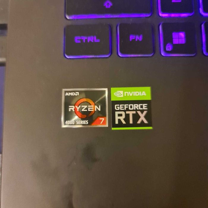 Vand Laptop ASUS ROG STRIX G15