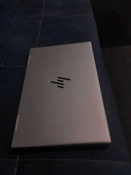 Hp noutbuk sotiladi.