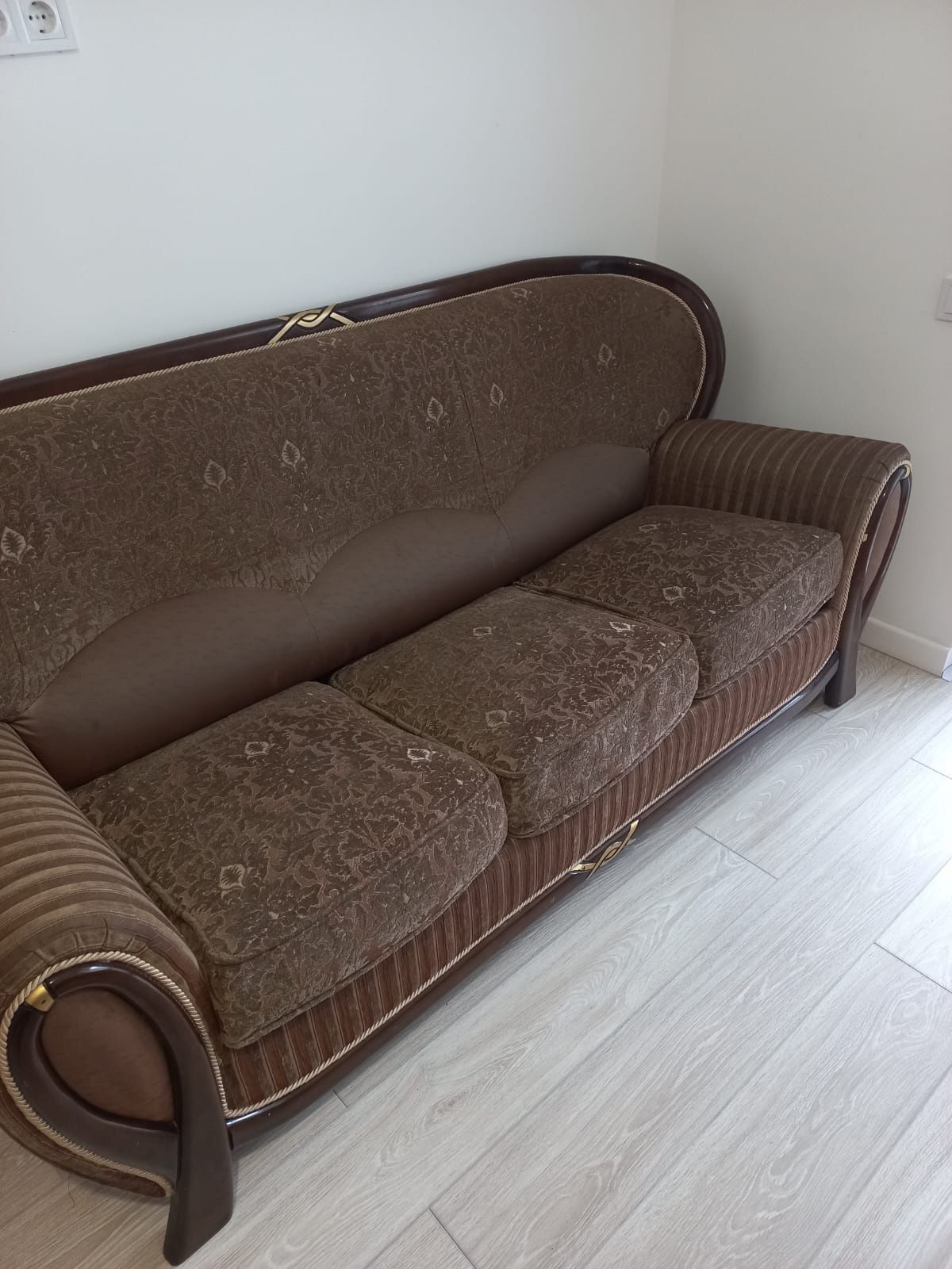 Продам диван раскладной