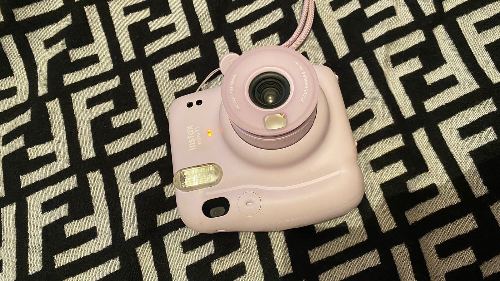 Фотоаппарат INSTAX mini 11