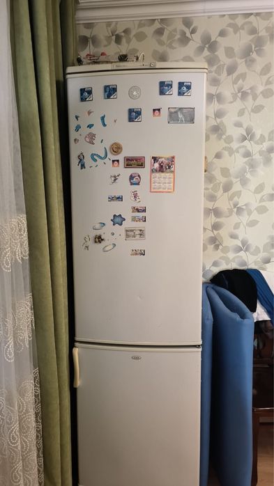 Продам холодильник