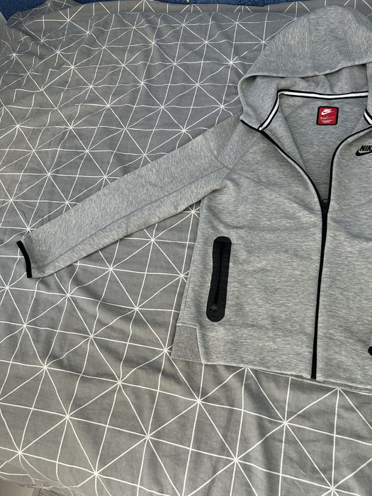 Nike Tech model 2024