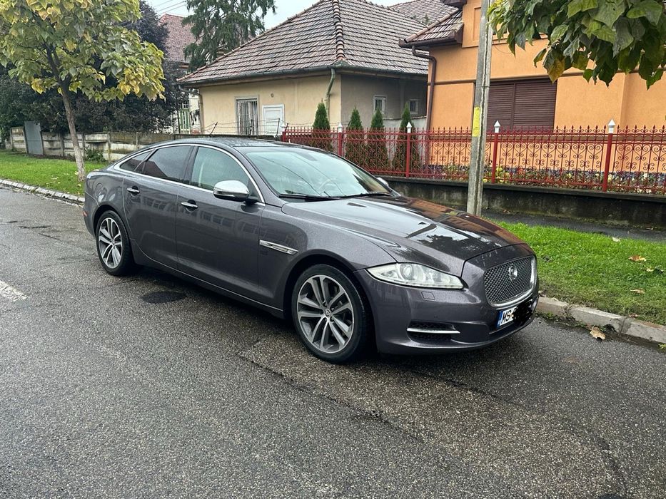 Jaguar XJ 3.0 D Portfolio – 275CP – Full, impecabil, dețin 4 ani