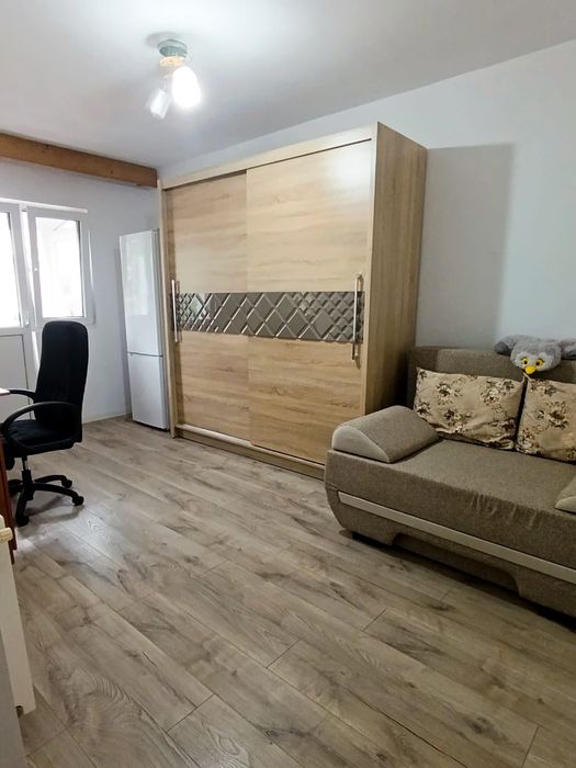 Garsoniera de inchiriat