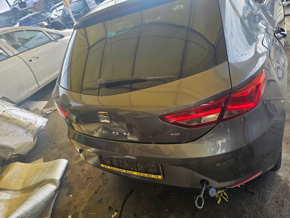 Dezmembrez Seat Leon 1.6 tdi cod CLHA 77KW an 2013