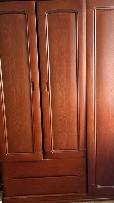 Продам шкаф ,в хорошом состояние