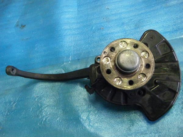 Цапфа-ступица перед-зад 220/211/210/203/221/163-4/638-9/168-9/215/219