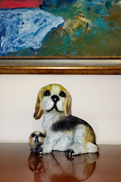 Антикварна фигура на куче Бийгъл много реалистичен модел смола 15х15см