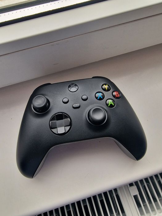 Controller Xbox Series X, Compatibil si cu Xbox One S si One X