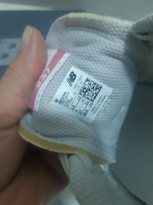 Adidasi noi NB nr 37