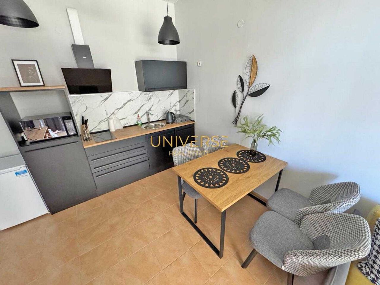 Продава се Двустаен апартамент в Свети Влас - 48 кв.м за 1469 €/кв.м - Снимка #4