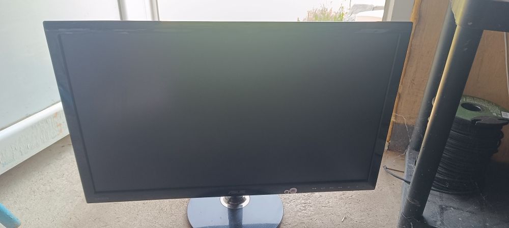Monitor Asus FullHD