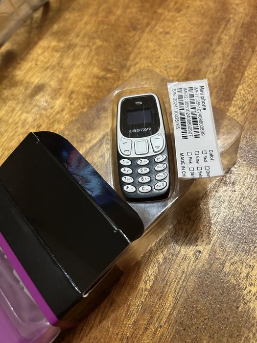 Продавам Mini Phone BM10