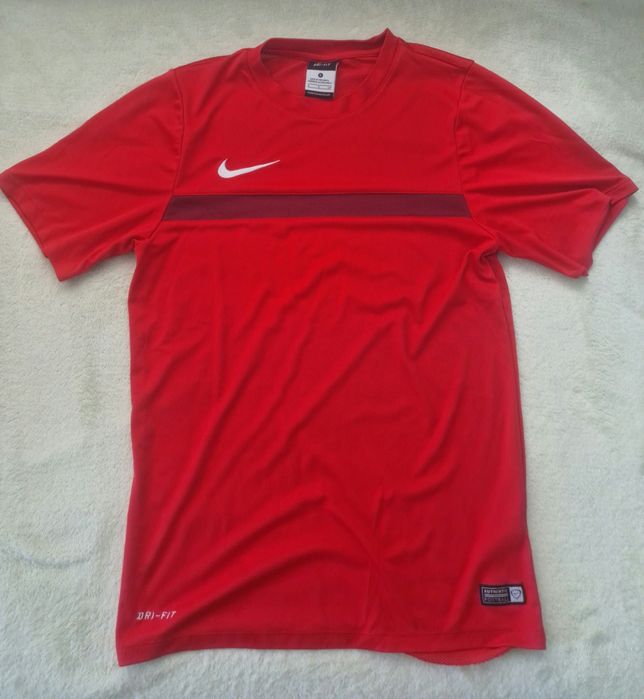 Тениски nike, adidas