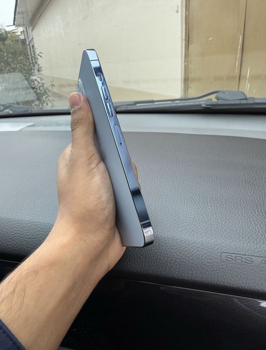 Iphone 13 Pro max blue