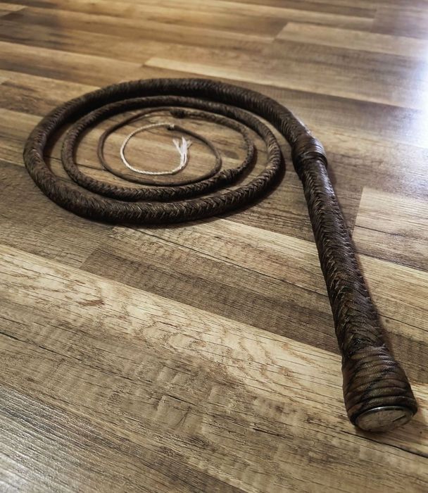 Bici Bulwhip Harapnic din paracord