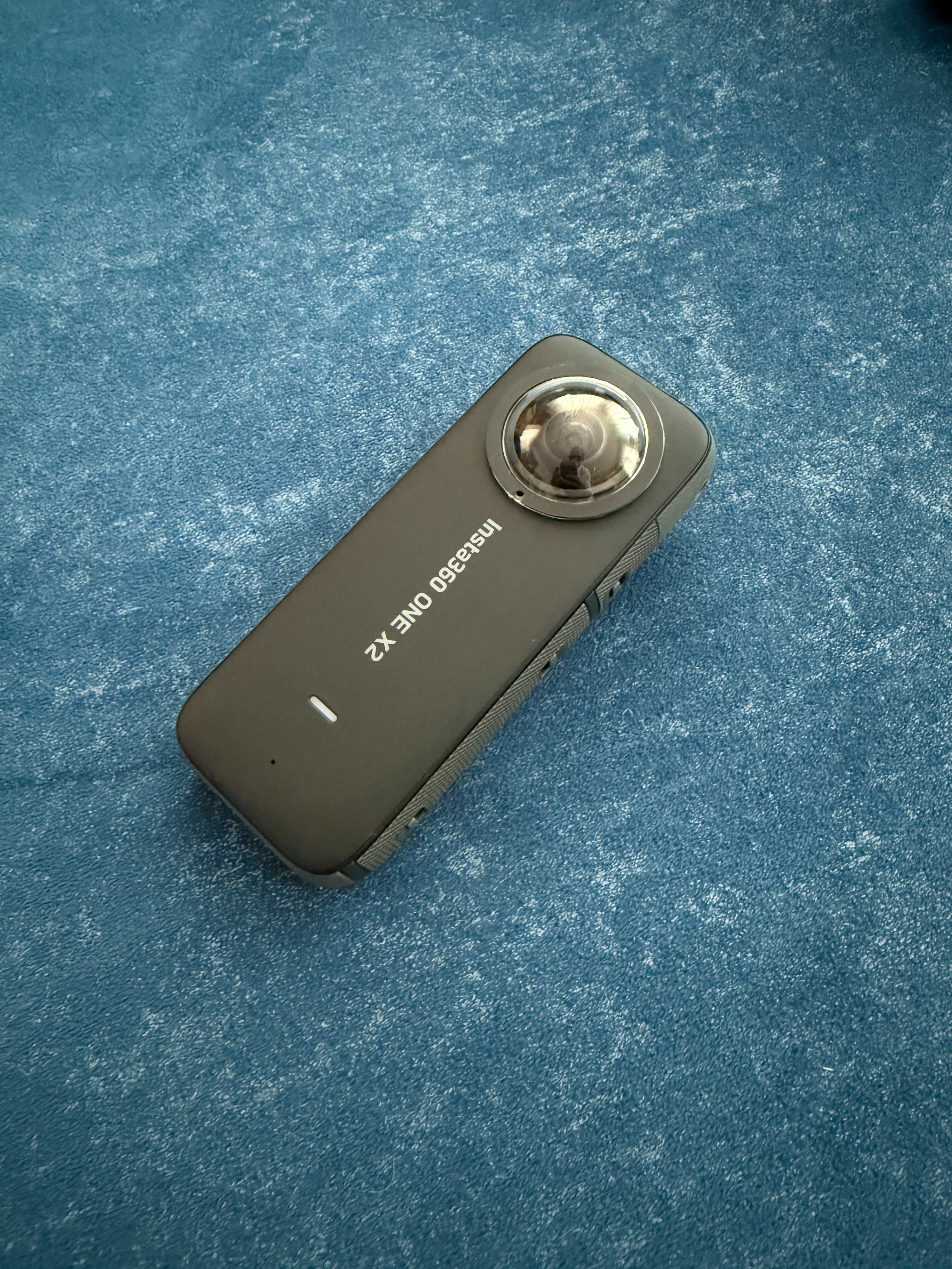 Продаю Insta360 ONE X2 (идеальное состояние)
