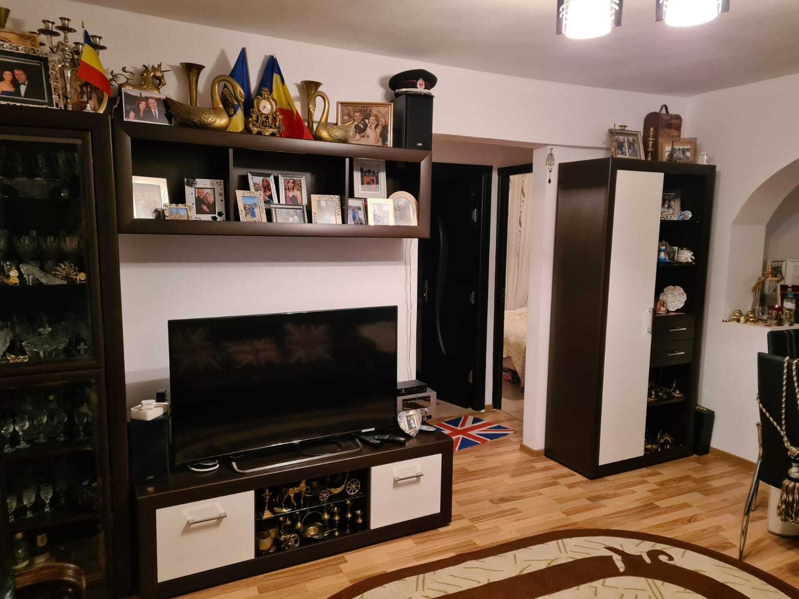 apartamente de vanzare moinesti