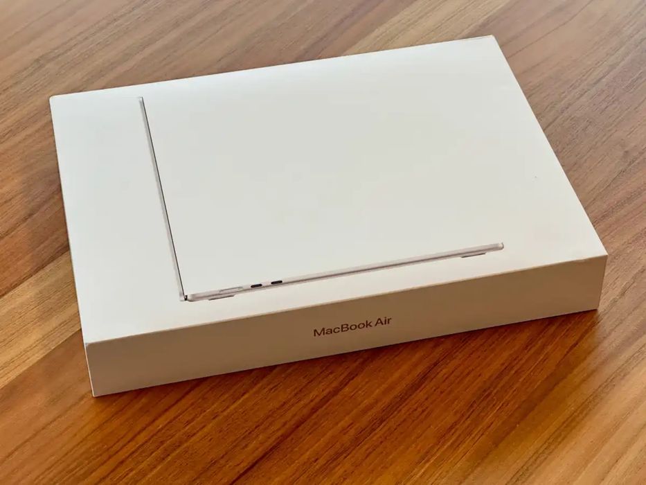 Apple Macbook Air M3 8/512Gb “Starlight” A1234