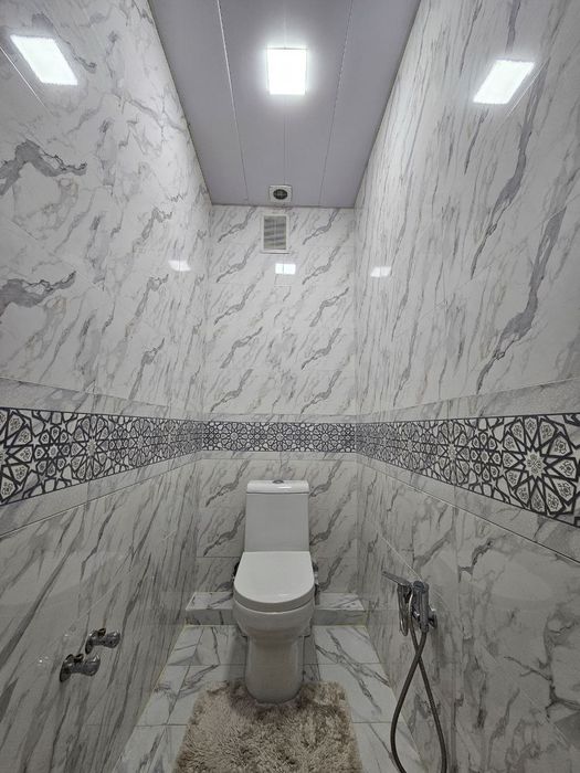 Продаётся 3/3/4 Центр Луначарский Мирзо-Улугбекский район