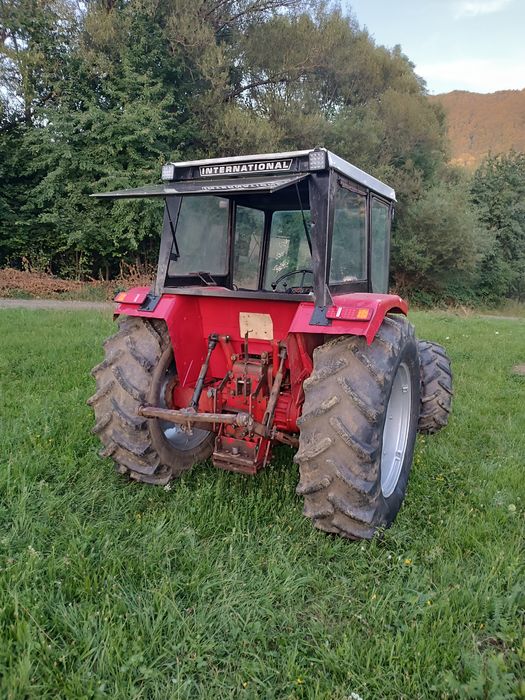 Vând tractor International 844 SB 4x4 ih case