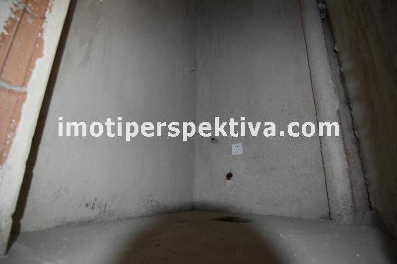 Продава се Тристаен апартамент в Пловдив, Христо Смирненски - 130 кв.м за 1193 €/кв.м - Снимка #13