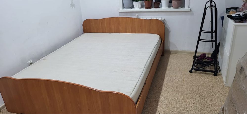 Продам .кровать.