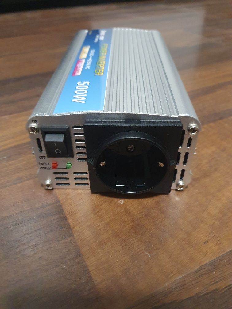 Vand invertor de 500W Breckner nou !