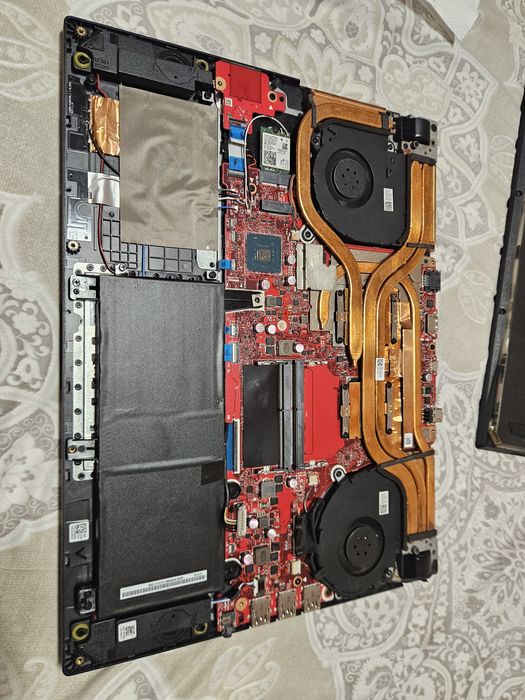 Display ASUS ROG Strix Scar III G531GV-ES045T FHD 144HZ