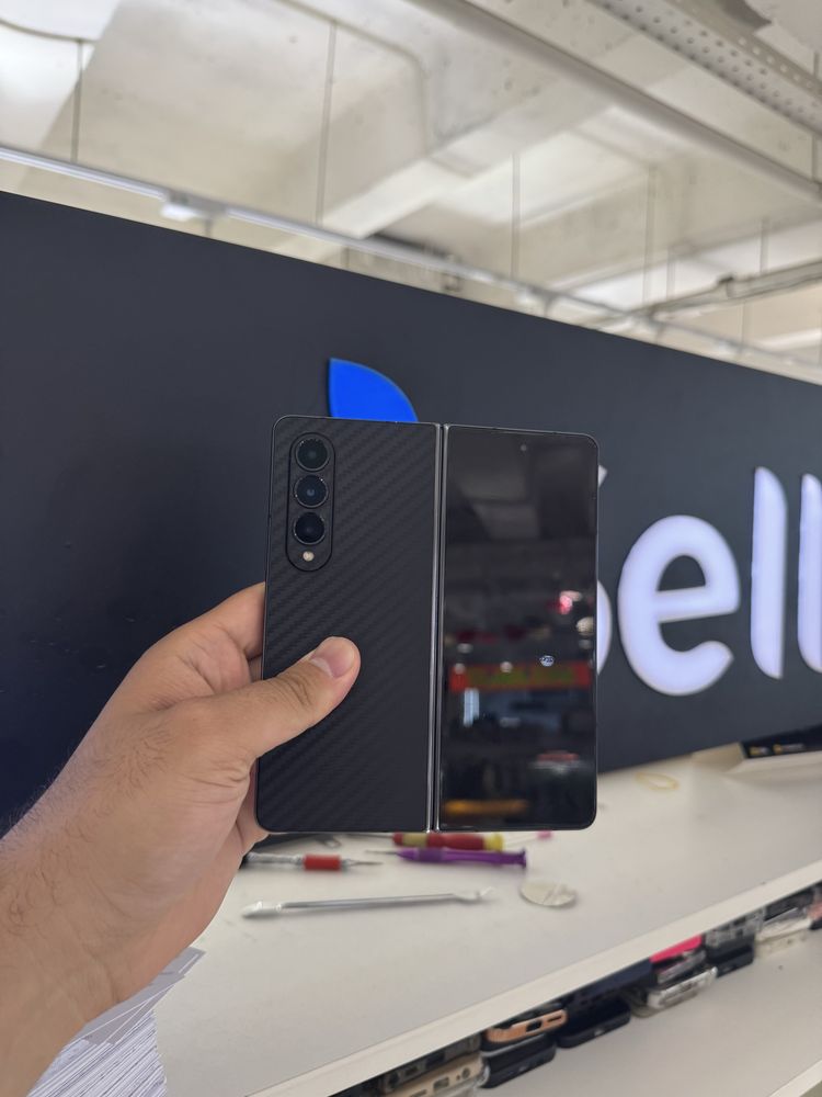 Samsung Z fold 4 256gb