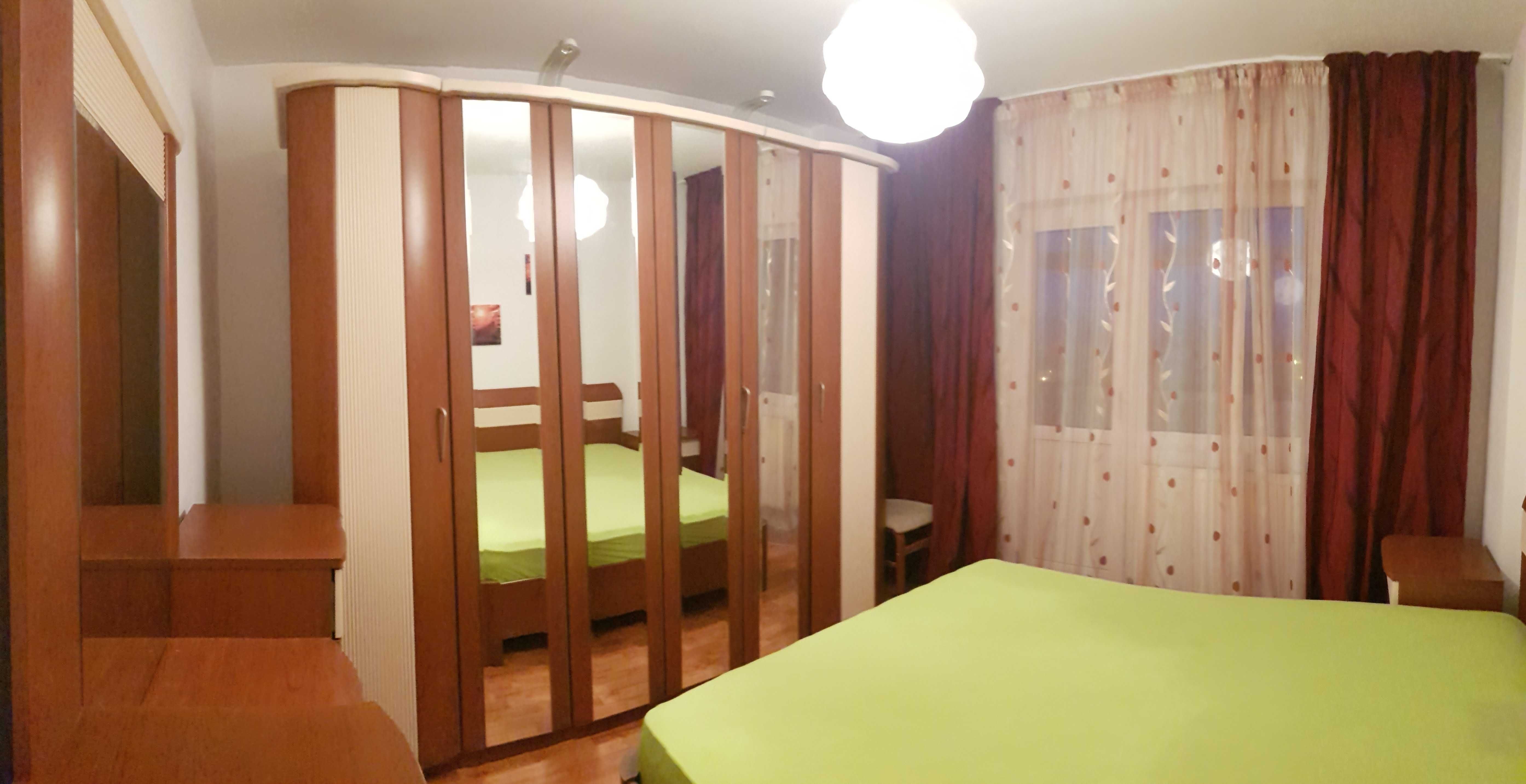 Închiriez apartament 3 camere
