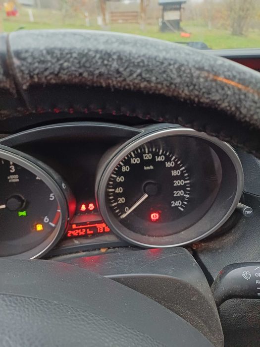 Vând Mazda 5 7 locuri