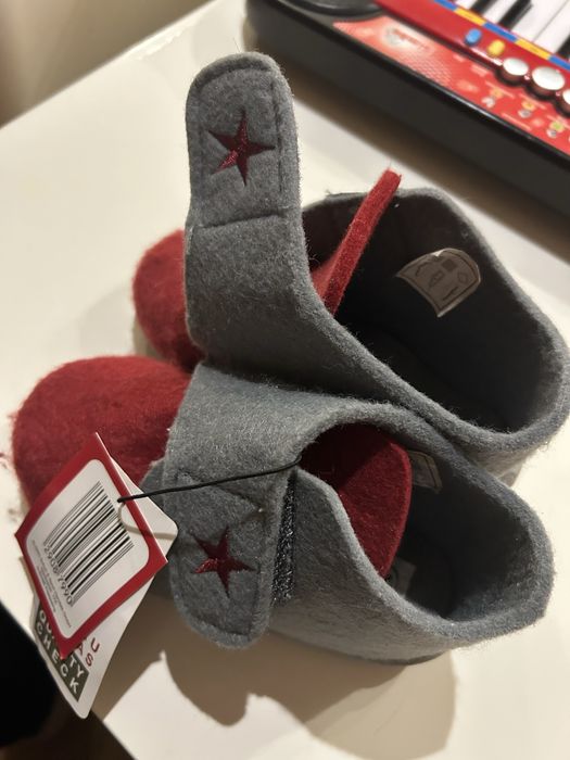 Нови Вълнени пантофки 23 номер