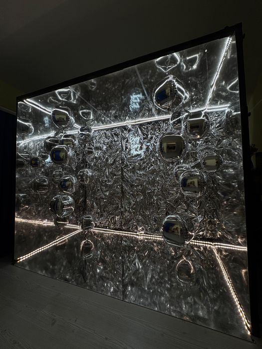 Închiriază Cabina Foto – Creează Momente de Neuitat!