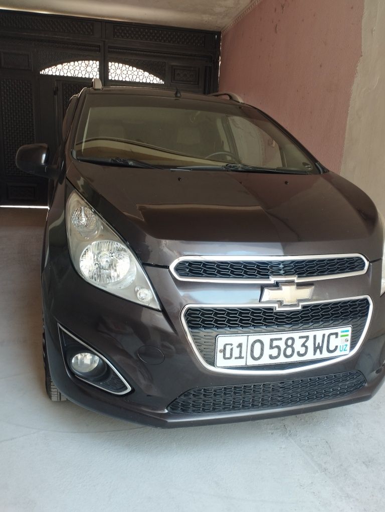 Продам Спарк 2019 автомат 4 позиция