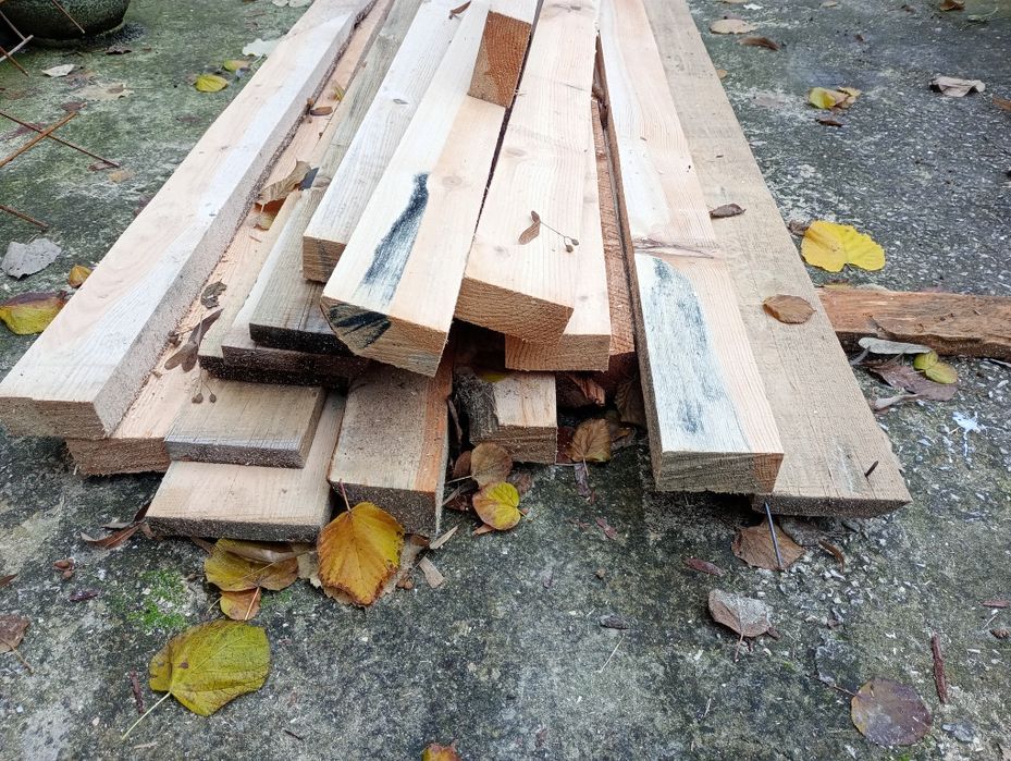 Дървен материал дъски