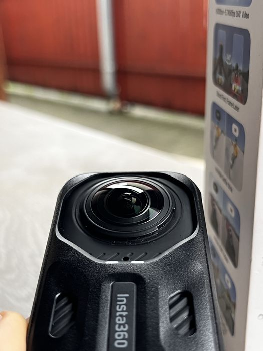 Insta360 X4 camera video 360 8K