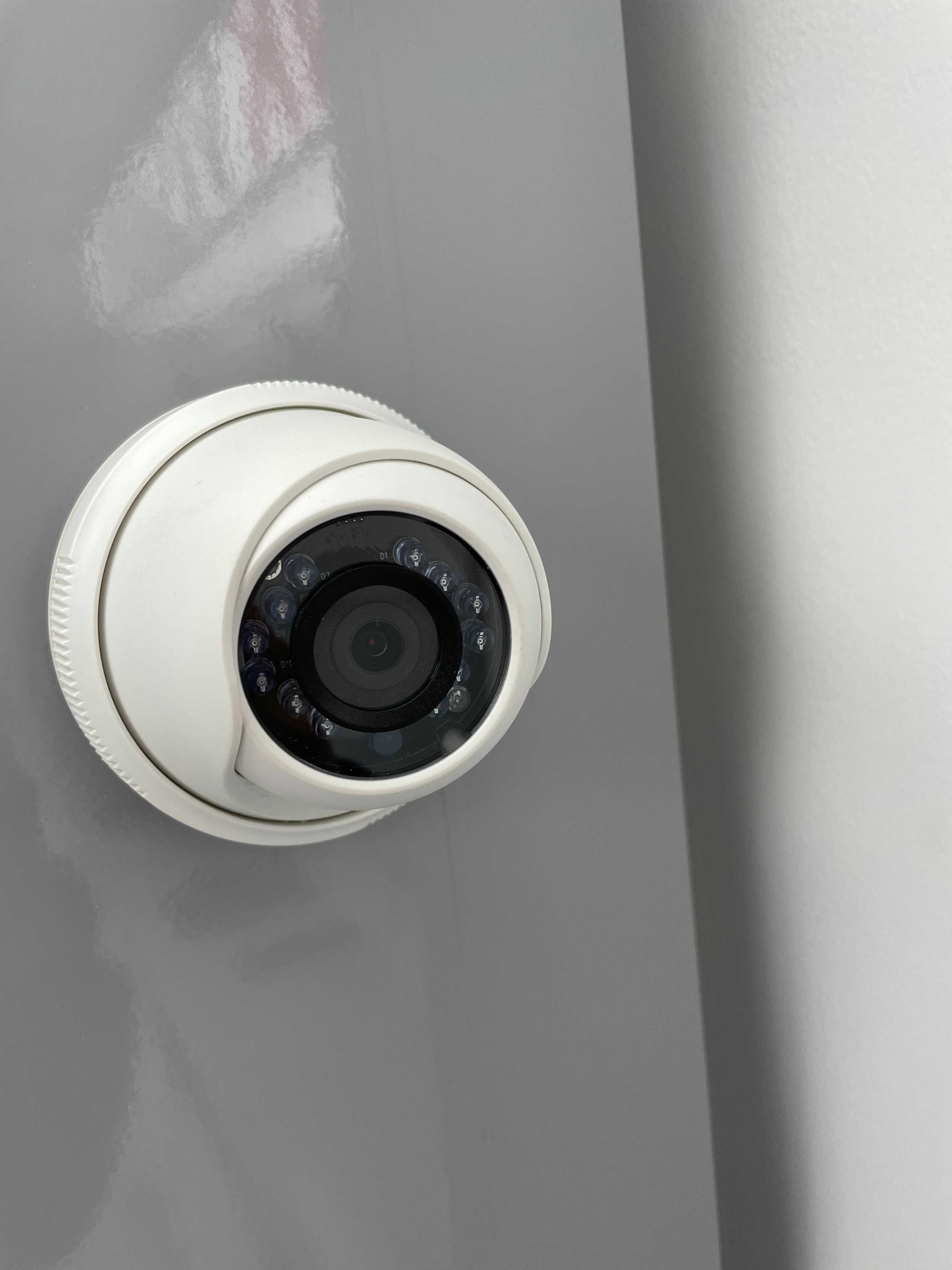 АКЦИЯ Камеры видеонаблюдения 4 штук Hikvision комплект
